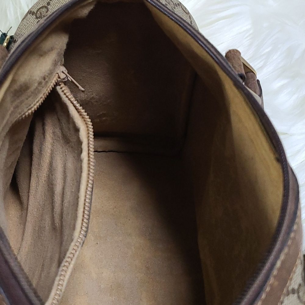 💯Authentic Gucci Handbag 🍀 - Picture 9 of 17